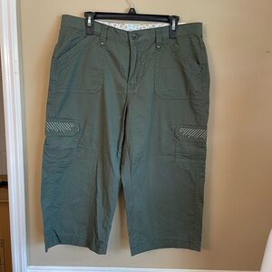 Lee Sinfully Soft Cargo Capris 16